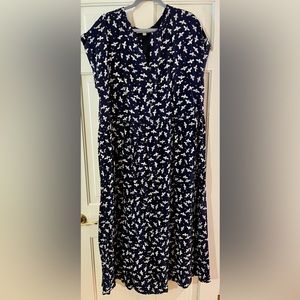 Loft midi linen lined dress. Navy with bee print. Size xl. NWOT.